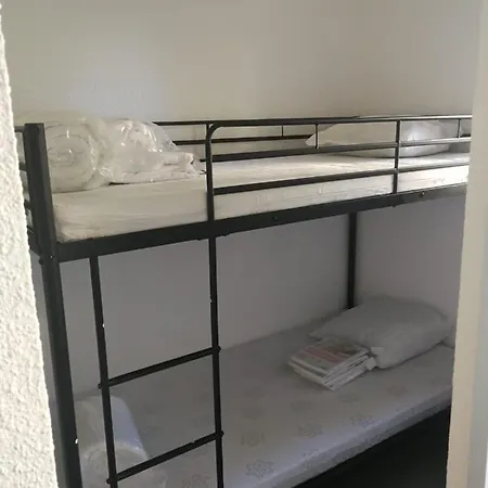 La Desirade Avec Parking- Port - Wifi Couchage En 160 Neuf Apartmán *