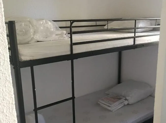 La Desirade Avec Parking- Port - Wifi Couchage En 160 Neuf Apartament *