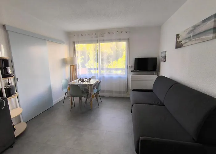 Appartamento La Desirade Avec Parking- Port - Wifi Couchage En 160 Neuf *